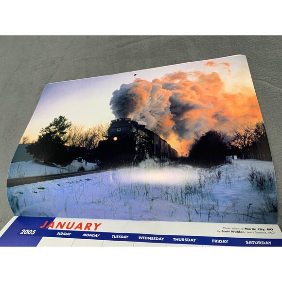 Union Pacific 2005 Calendar with Train Photography - Picture 3 of 9